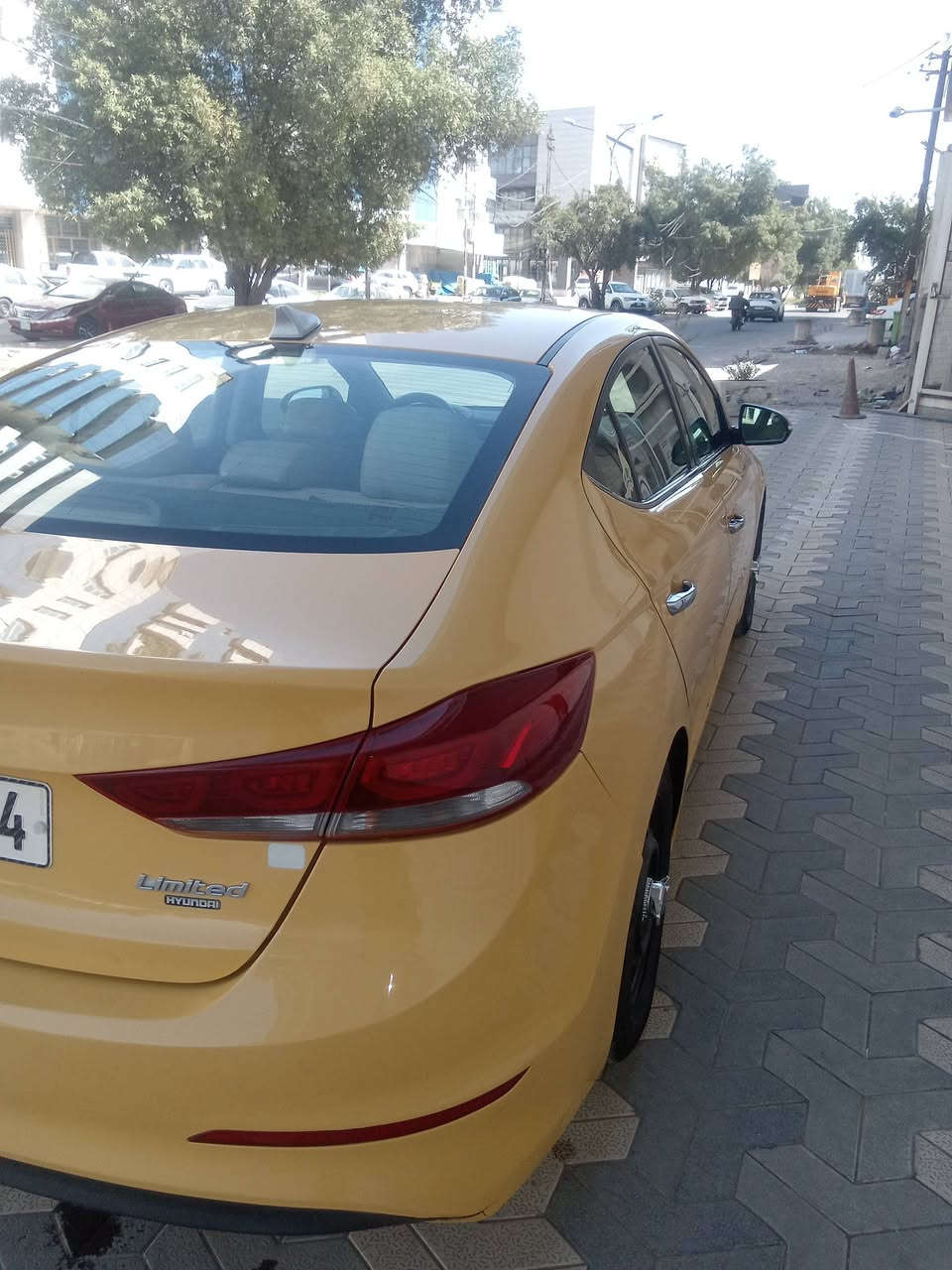 سلام عليكم النترء 17وارد أمريكي مصفره هيه وغرامات رقم راعيه ***********مكان حي وار
