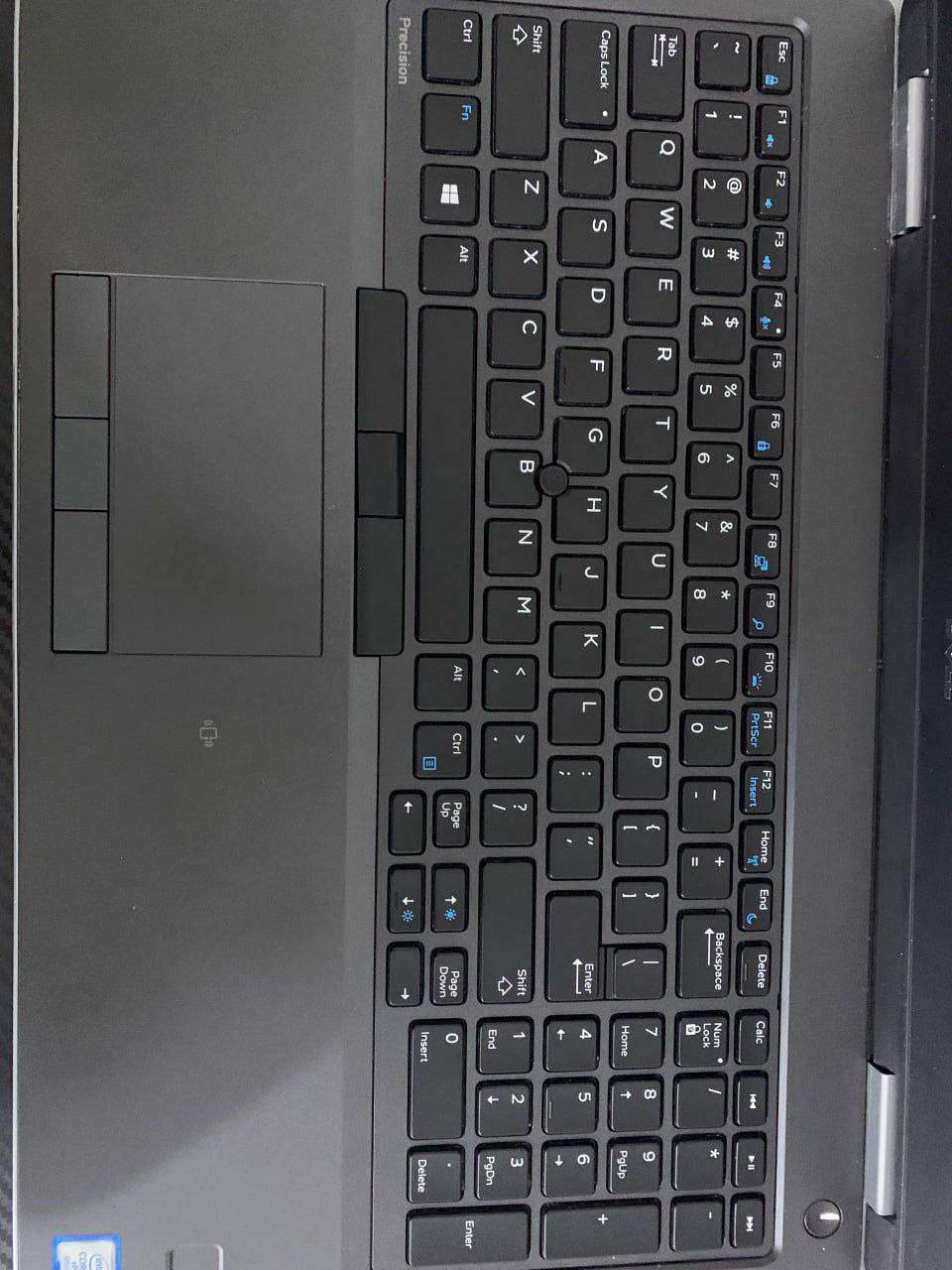 Dell precision 7540
‏
‏لابتوب من الفئة العالية، معالج حديث وقوي،  يشغلك اقوى البرامج الهندسية والالعاب الاحترافية
‏
‏المواصفات كالاتي 
‏
‏المعالج / Core i7 9850H جيل تاسع 
‏كرت شاشة خارجب NVIDIA QUADRO T1000 (4GB) 
‏الرام / 16GB DDR4 
‏تخزين نوع سامسونك 512GB SSD M.2 
‏الشاشة دقة عالية،  15.6 INCH FHD SCREEN 
‏
‏ملحقاته كاملة
‏حقيبة
‏شاحنتة الاصلية
‏ماوس
‏ماوس باد
‏
‏السعر 680 الف / ضمان 10 ايام من الخلل او المشكلة 
‏
‏يتوفر عندي توصيل
‏متواجد ماسنجر
‏واتساب ***********
