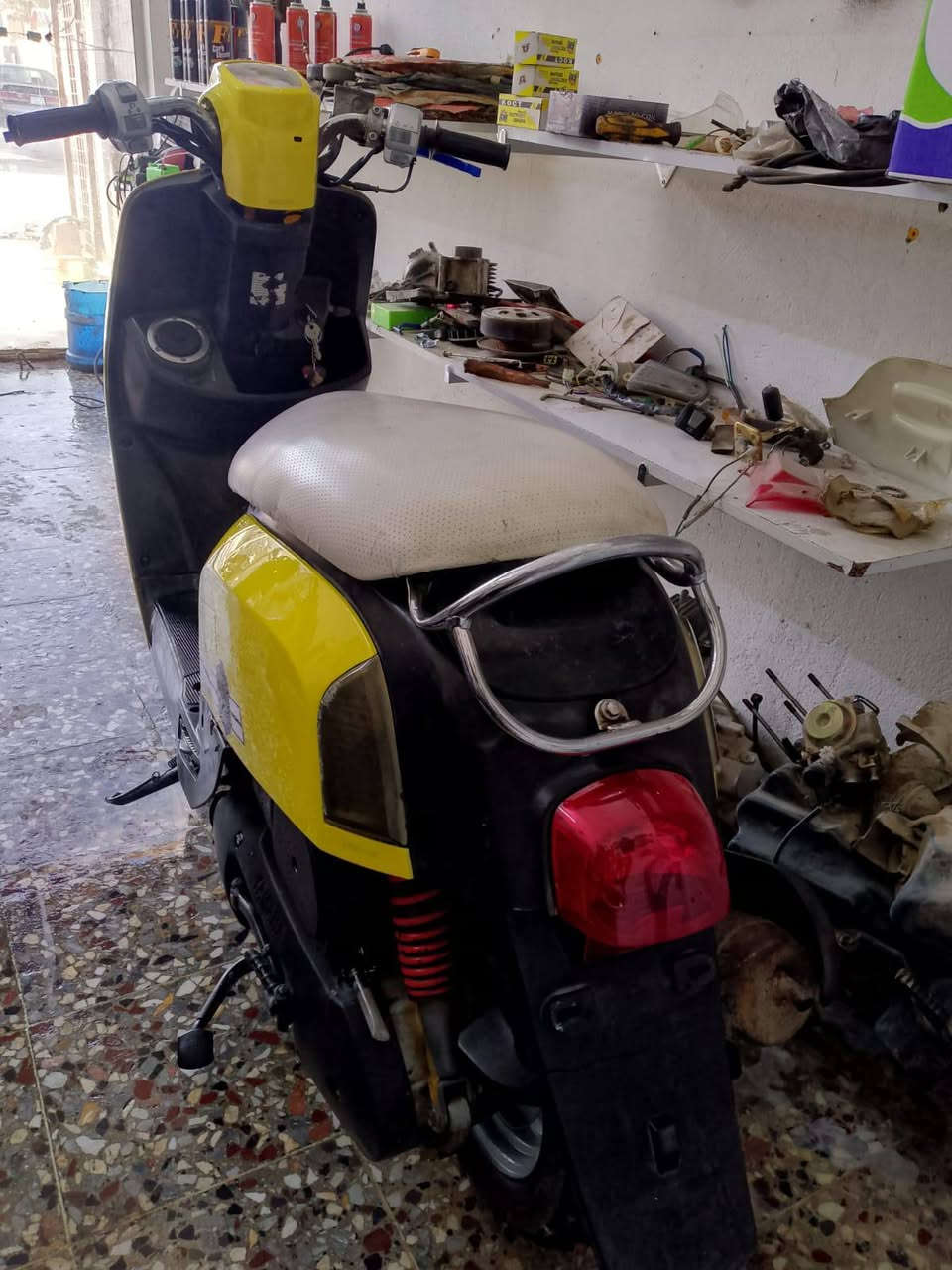 بوليس للبيع مكاني نجف ابو اصخير ***********
