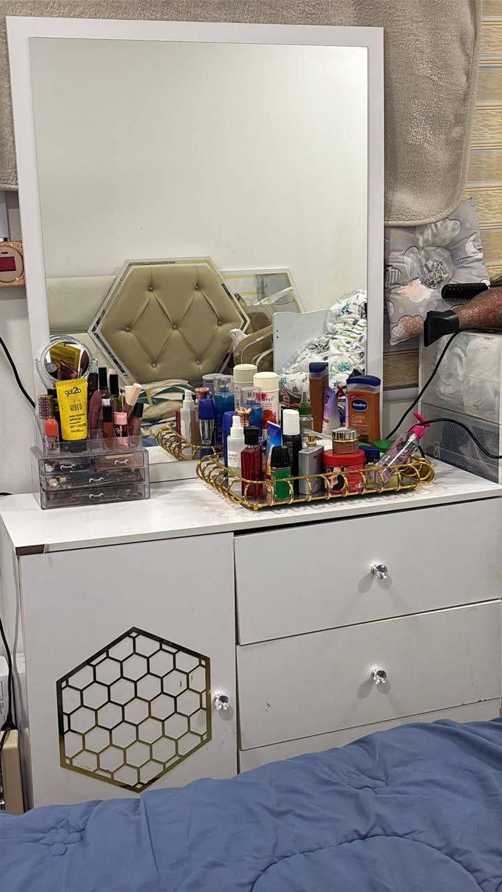 غراض للبيع


**إذا كنت صاحب هذا الإعلان وتريد حذفه لأي سبب، رجاءا أرسل رسالة إلى الدعم الفني**