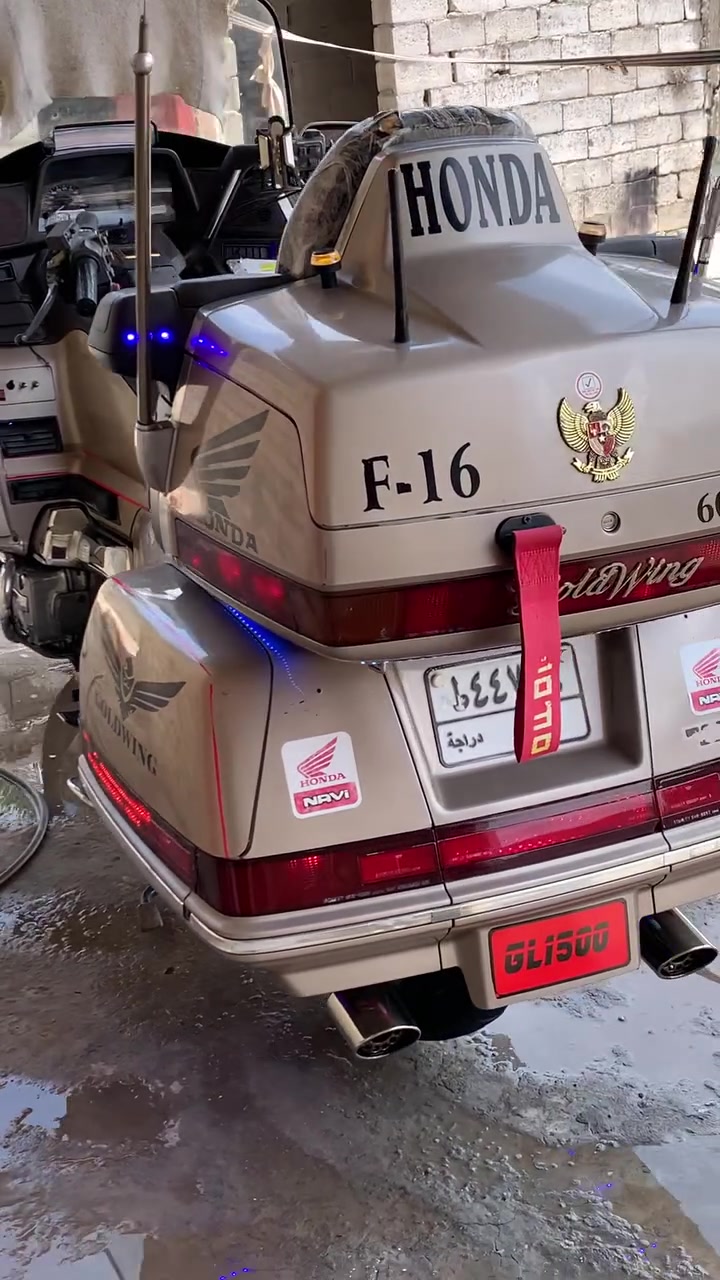 للبيع كولدونك 1500 محرك٦سلندر مديل٨٨ رقم بغداد تحويل مباشر محرك 
كير كلجات جك بك بلادكلشي شغال كهربائيات نشرات لايتات ثلجي كله شغال تايرات خلفي امامي جدد شادهن نواقصها دراجه دبلات كدام بيهن واحد كايم يندي دهن والباقي كله جاهزه دراجه بيع مستعجل سعرها ٢٨ وبيها مجال لشراي 
رقم موبايل ***********
