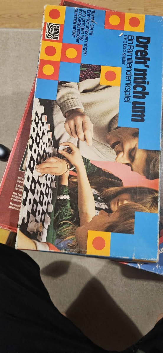 کۆمەڵە یارییەکی دانسقەی هەڵبژێردراوی بالە و لەنگە. (یاری ئەوروپی) 
پێکهاتووە لە ١١ یاری
یاریی فیکری و خێزانی بۆ گەورە و بچووک
هەمو یارییەکان پێکەوە دەفرۆشرێن 

مجموعة منسقة من العاب البورد الاوروبية
عددها ١١ لعبة
العاب فكرية و عائلية للكبار و الصغار
يباع كلهم مع بعض لا علردى حدة أربيل, العراق


**إذا كنت صاحب هذا الإعلان وتريد حذفه لأي سبب، رجاءا أرسل رسالة إلى الدعم الفني**