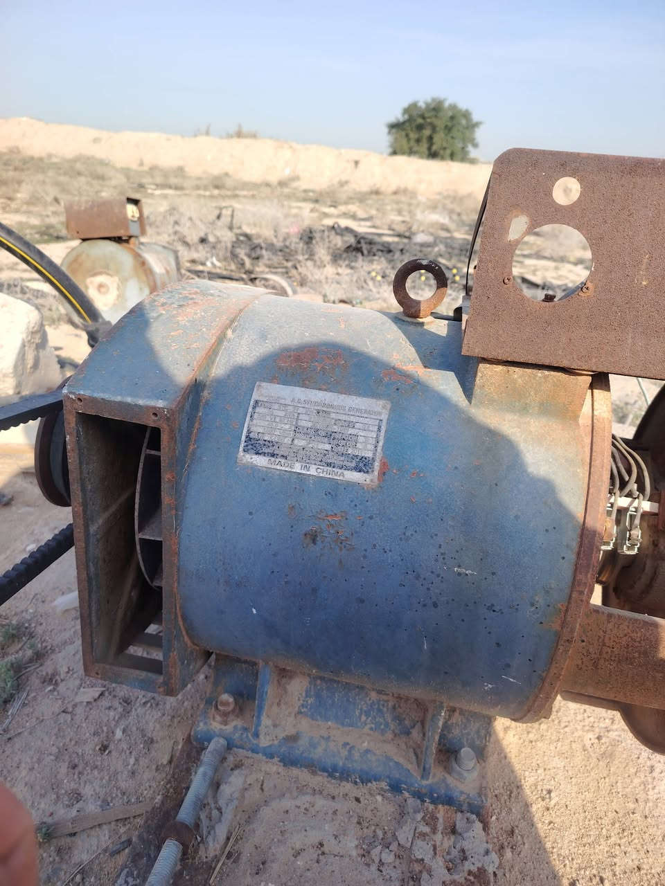 مكينه ٢٧  مولده للبيع راس توليد مال محرك كيه جاهزه شغاله السعر ٩٥٠ ***********
