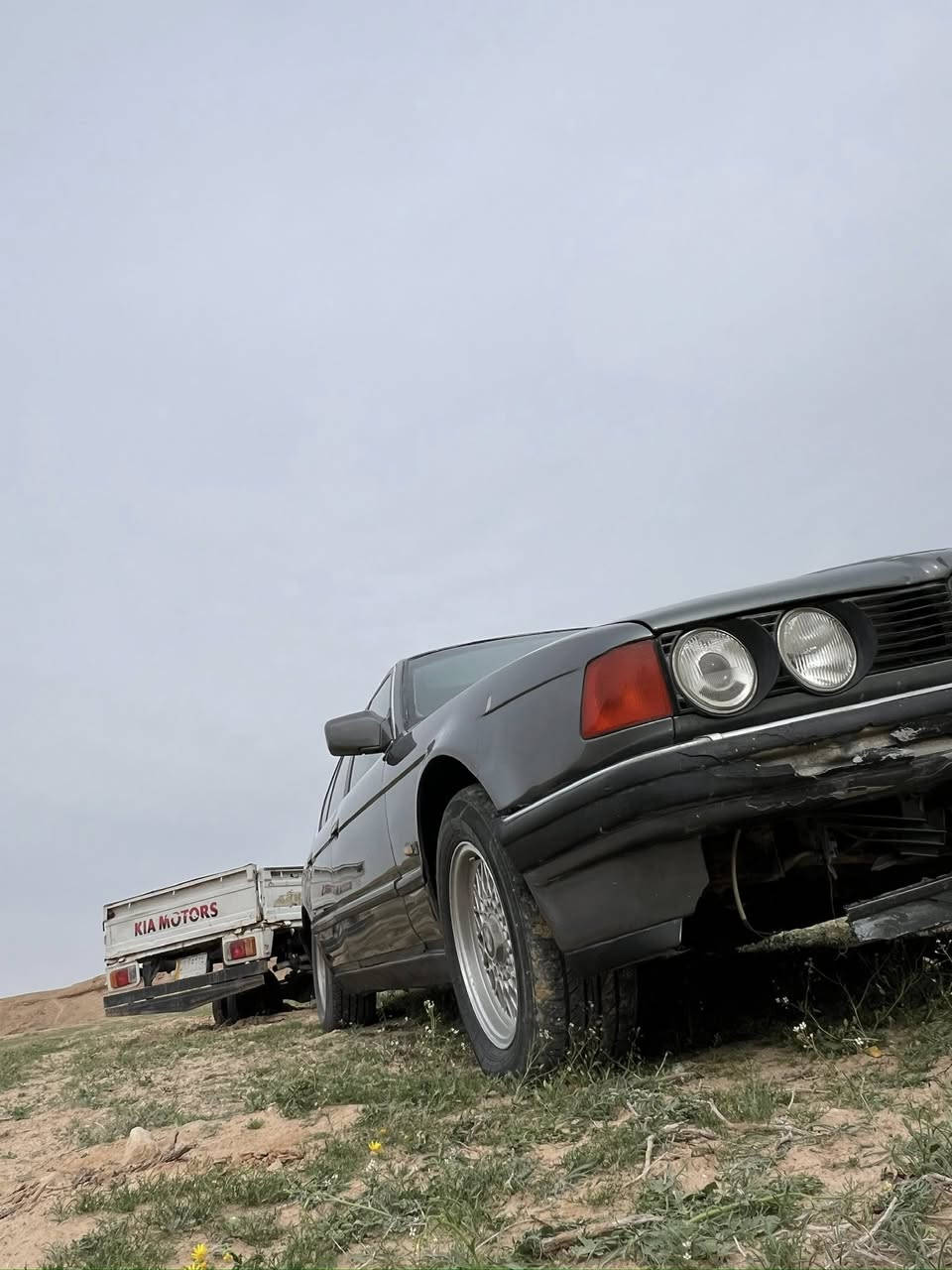 بيم حجم ٧٣٥ للبيع مفتوح  إذا عندك مرواس نزل
مكينه كير  نظافه وترايك وين ماتريد ١٠٠/١٠٠

فتحه تبريد شغال 

اصل سنويه وبليته 

رقم بغداد  رقم جديد

سنويه جديد

سياره خير من الله 

سعر ٥٥ وبي مجال قليل 

مكاني بابل ***********
