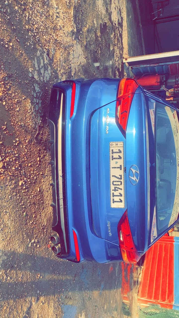 النترا 2017 أمريكي  فول 
حادثها جاملغ مبدل نفس الون 
لايت زنون
كامره 
شاشه 
بصمه 
جلد الكشنات
تدفئه تبريد الكشنات 
فتحه سقف
حساس جوانب 
مكينه 1600 دبل نوزل سبورت مضخم صوت 
مكاني الكاظمية 
السعر 125
*********** بغداد, العراق
