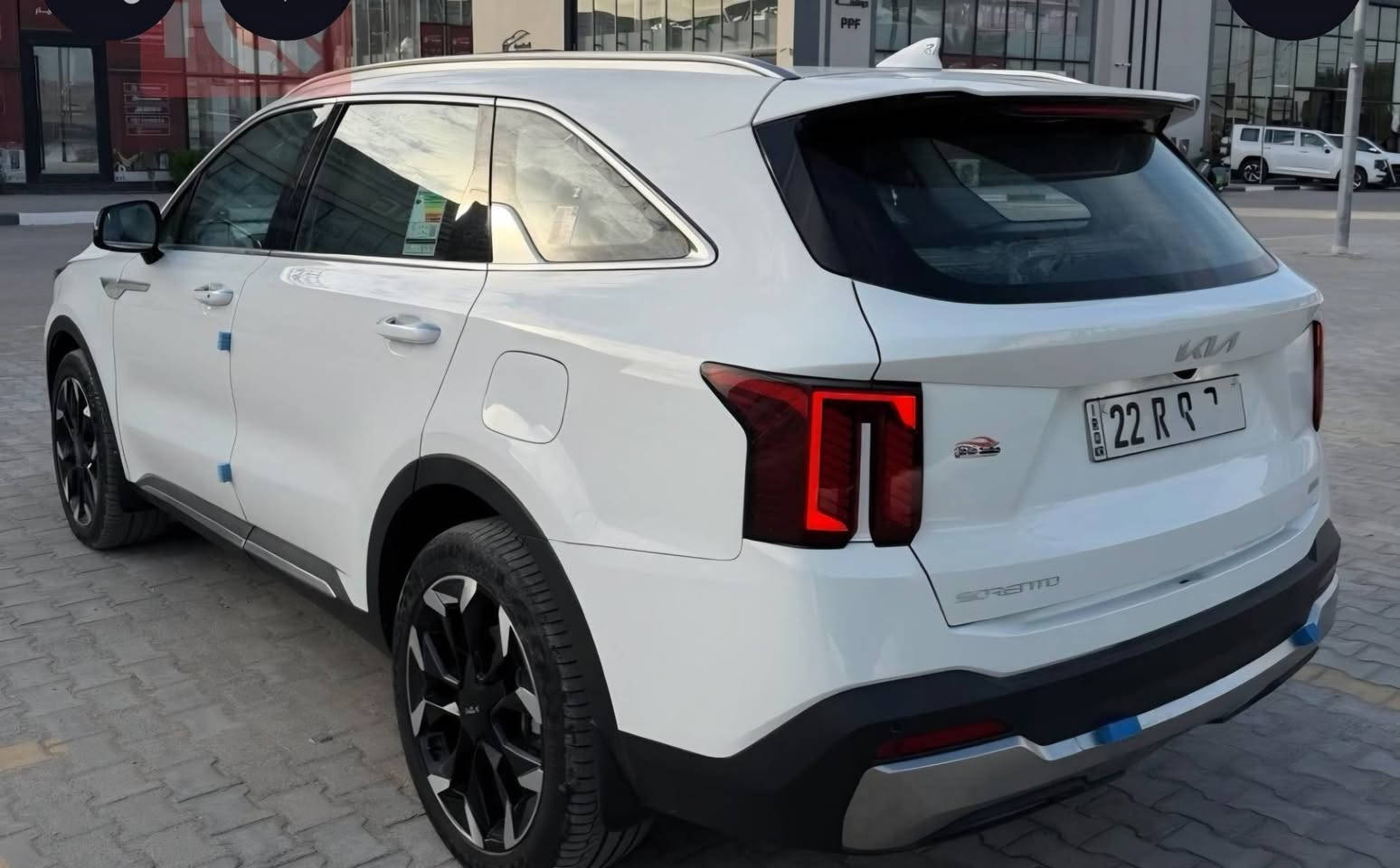 سورنتو 2025.ضمان نم  6 سلندر. رقم اربيل ماشيه 17الف.*********** واتس اب.  السعر 310   باقي المواصفات بلصور
