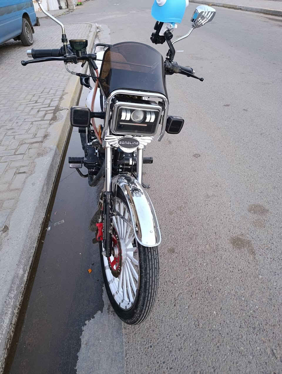 دراجة ايراني موديل ٢٦ماشية ٩٥٠٠ مكفولة السعر ٨٥٠حي العامل ***********
