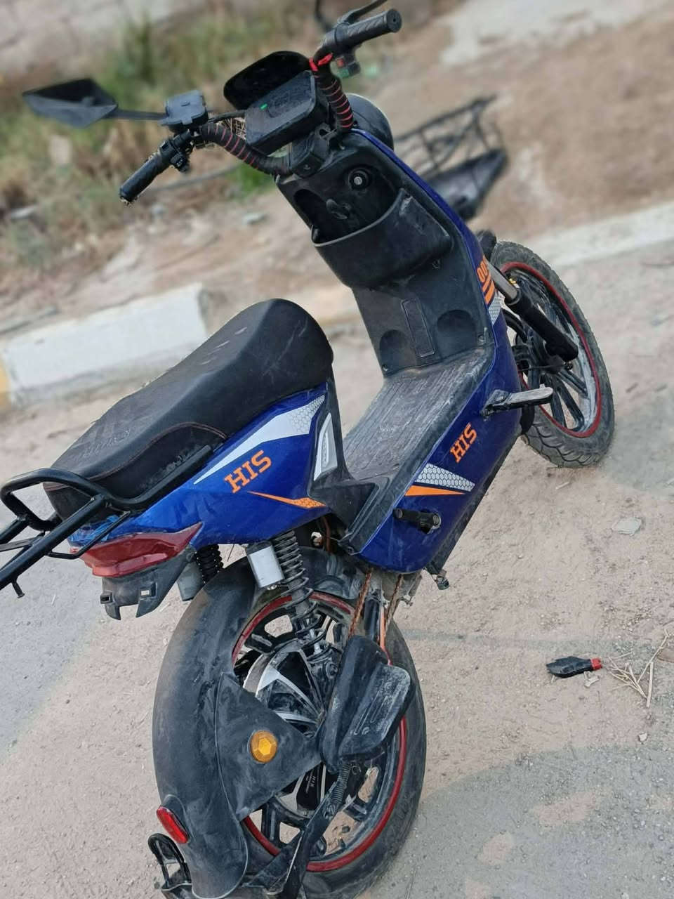 السلام عليكم دراجه شحن جديده السعر 550 ناصريه حي الزهراء ***********
