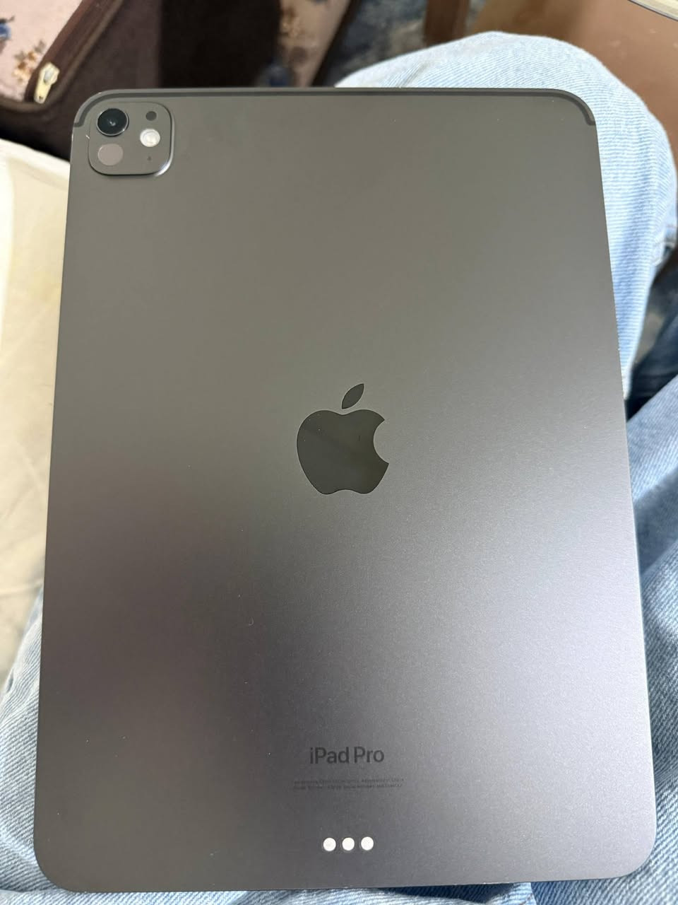 ايباد برو 11انش M4
الايباد نضيف بطارية 89 مشحون320 مرا كلشي ما بيه وياهة الكارتونة و الشحن مكان اربيل 

ملاحظة بس بيه الشخط هاد فقط فقط 🤍


**إذا كنت صاحب هذا الإعلان وتريد حذفه لأي سبب، رجاءا أرسل رسالة إلى الدعم الفني**