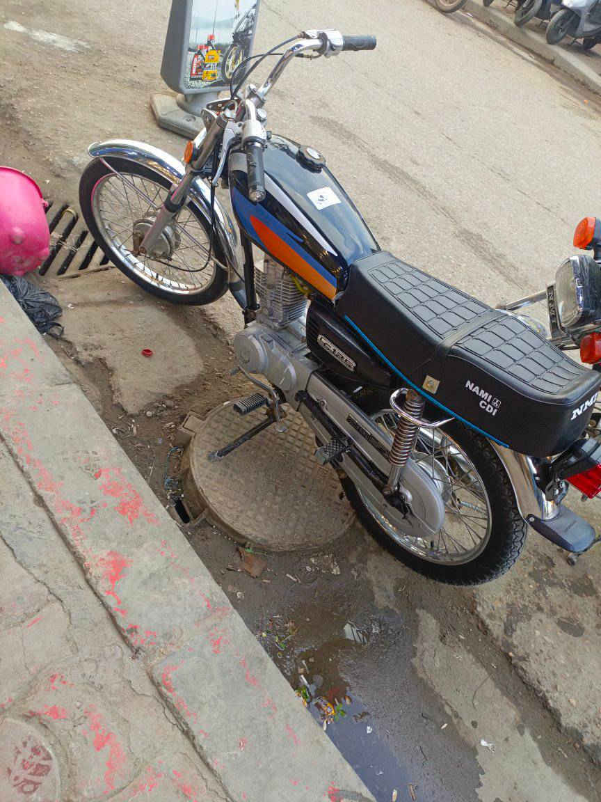 سلام عليكم نامه. اوراق ١٦  وكيلهه سيد خلدون عوزهه ترتيب شوي ٧٠٠ واهاذه رقمي ‏‪***********‬‏
