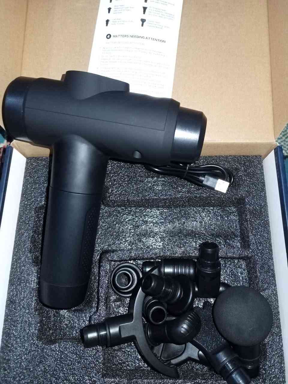 جهاز تدليك جديد غير مستخدم 30 درجة سرعة (تقدر تتحكم بقوة التدليك حسب حاجتك).
يحتوي على شاشة لمس (Touch) لإظهار السرعة والشحن.
تصميم مريح وسهل الاستخدام باليد.
يأتي مع كامل ملحقاته (الرؤوس والشاحن).
السعر : 30 الف 
المكان: شهربان توصيل مجاني


**إذا كنت صاحب هذا الإعلان وتريد حذفه لأي سبب، رجاءا أرسل رسالة إلى الدعم الفني**