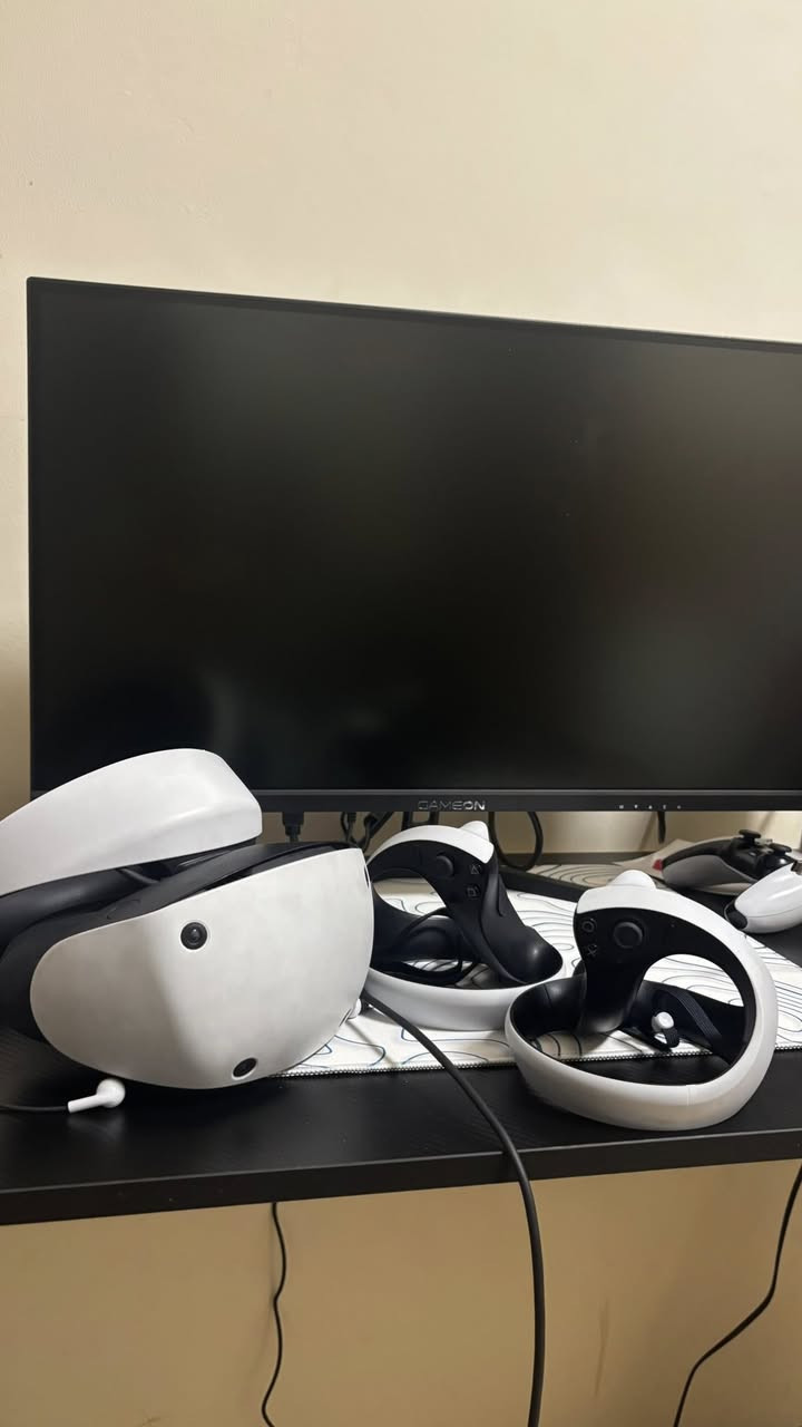 للبيع باكيج PSVR2 كامل مع قرص Gran Turismo 7 للـ PS5
النظارة كاملة الأغراض مع كارتونها واليدات الثنين والسماعة الأصلية والوايرات، وياها قرص لعبة GT7 الأصلي يدعم طور الـ VR بالكامل.
 السعر: 530 ألف (وقابل للتفاوض البسيط).
 الموقع: بغداد


**إذا كنت صاحب هذا الإعلان وتريد حذفه لأي سبب، رجاءا أرسل رسالة إلى الدعم الفني**