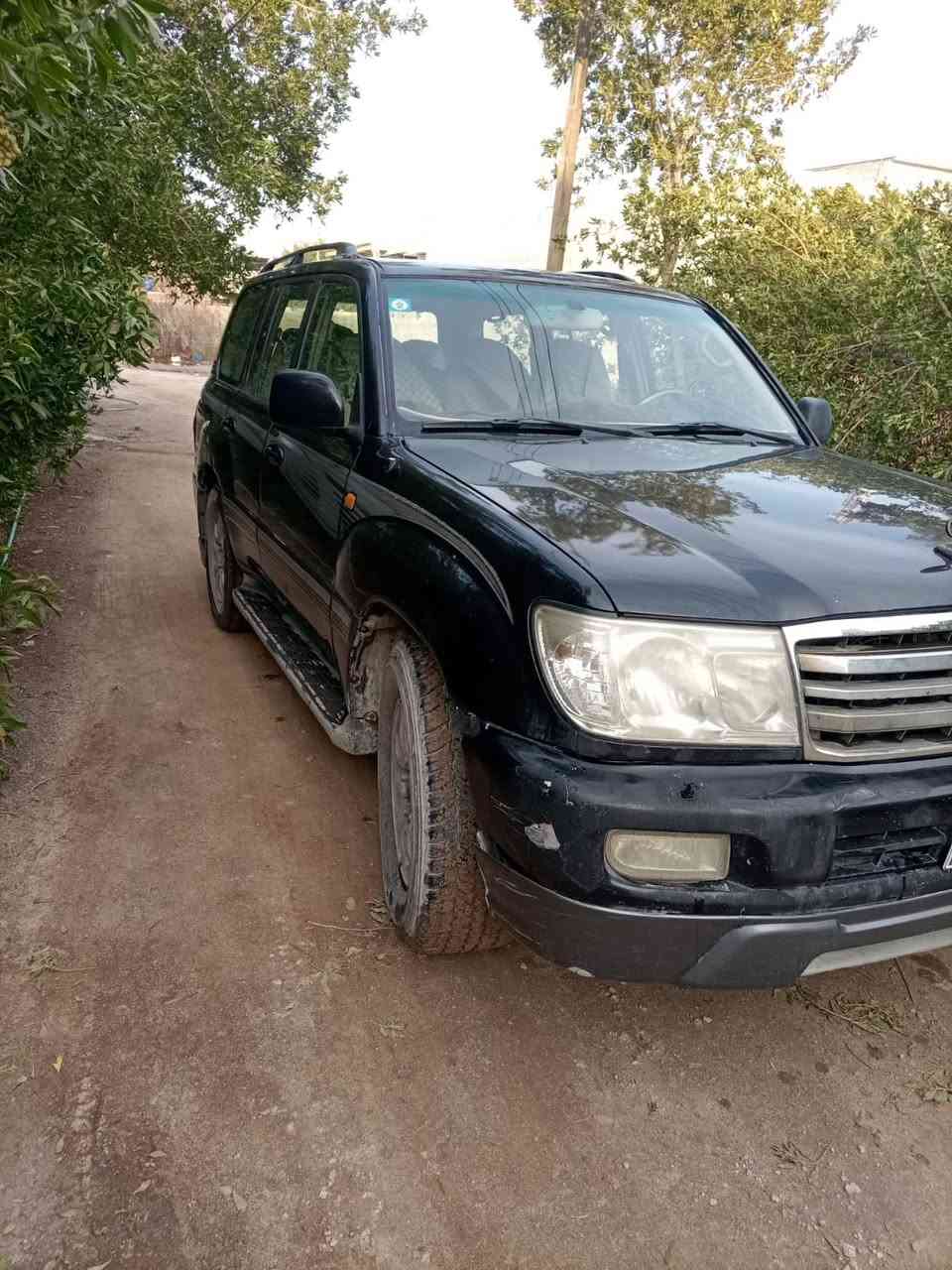 السلام عليكم لاند كروز 2007 اصل السياره بأسمي تحويل مباشر رقم بغداد  الجديد فول مواصفات  كير اوتماتيك  محرك 6 السياره  مصبوغه عام وكير محرك حداديه كفاله تخم تاير جديد السعر 140 وبيها مجال  مكاني البصره للاستفسار الاتصال على الرقم:***********
