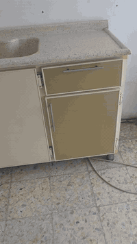 كاونتر مستعمل نضيف جداً للبيع مكاني نجف توجد خدمة توصيل ***********
