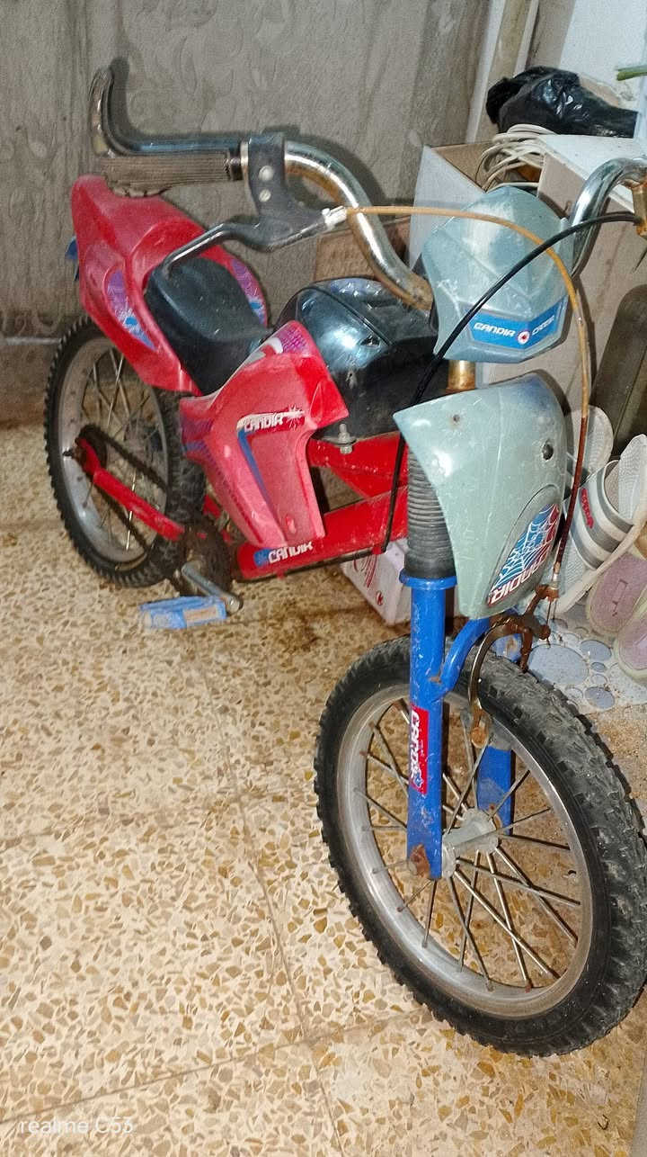 السلام عليكم بايسكل حجم 16 للبيع مكاني  الايسر


**إذا كنت صاحب هذا الإعلان وتريد حذفه لأي سبب، رجاءا أرسل رسالة إلى الدعم الفني**