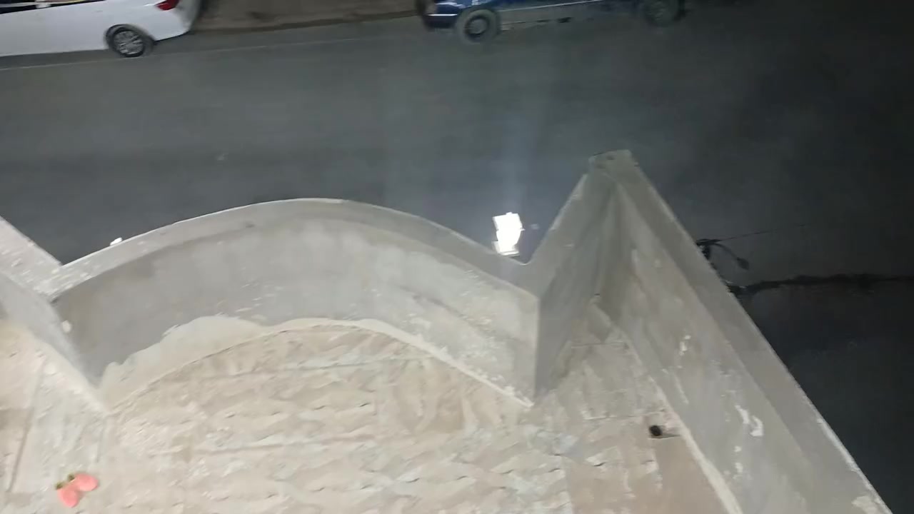 بيت زراعي ١٣٠ متر ركن صياده 

شارع تبليط خدمات 

بناء صفر جديد  بناء ٢٠٢٥

السعر ٦٥مليون  ٣ غرف نوم صفر ٤ في ٤ حجم الغرفه 

استقبال مطبخ صحيات ٢ حمامات ٢ 

***********
