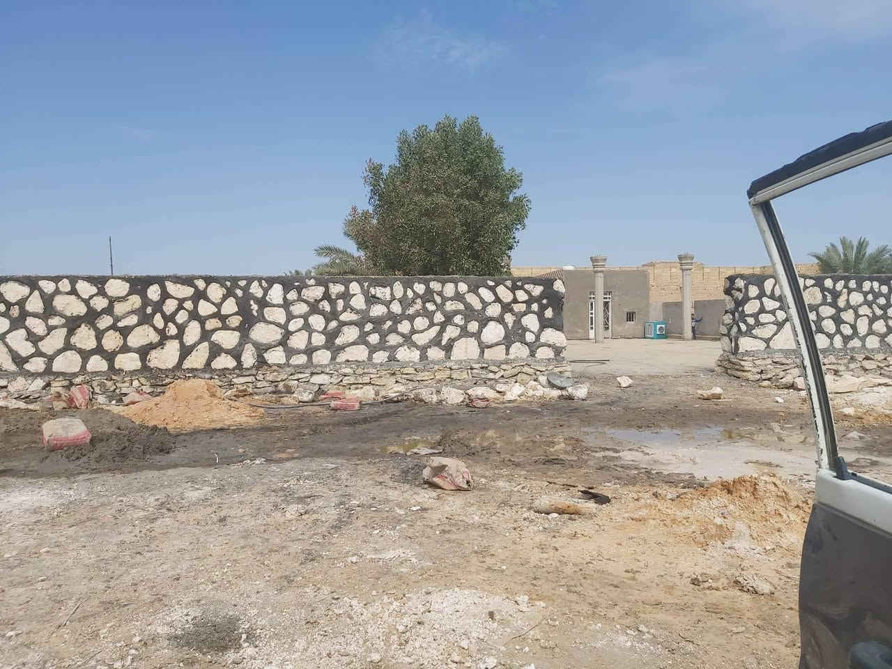 لبناء الحجر كرسته وعمل بيوت واسيجه واساس ونافورات وتغليف  وبسعر مناسب لاتصال على لارقم الهاتف 👇🏻👇🏻👇🏻👇🏻***********
***********
***********
