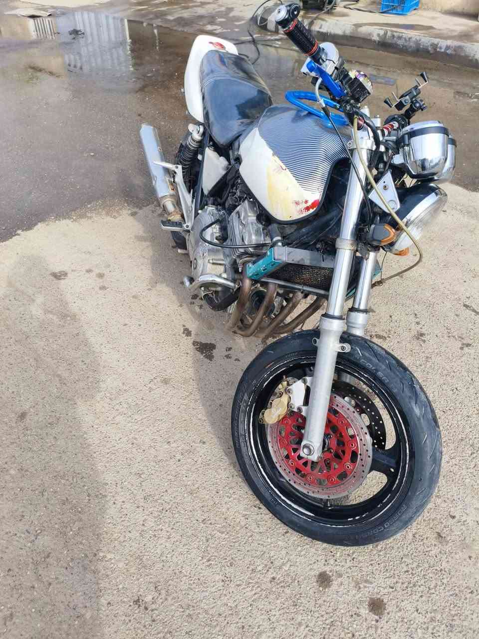 سيبي فور جيل اول 16 ولف دراجه ناقصه ترتيب بس ويراد تنضيف كابريترات مكينته حلووه معدل حلوو السعر. 1100وبيه مجال ‏‪0781 921 6150‬‏
