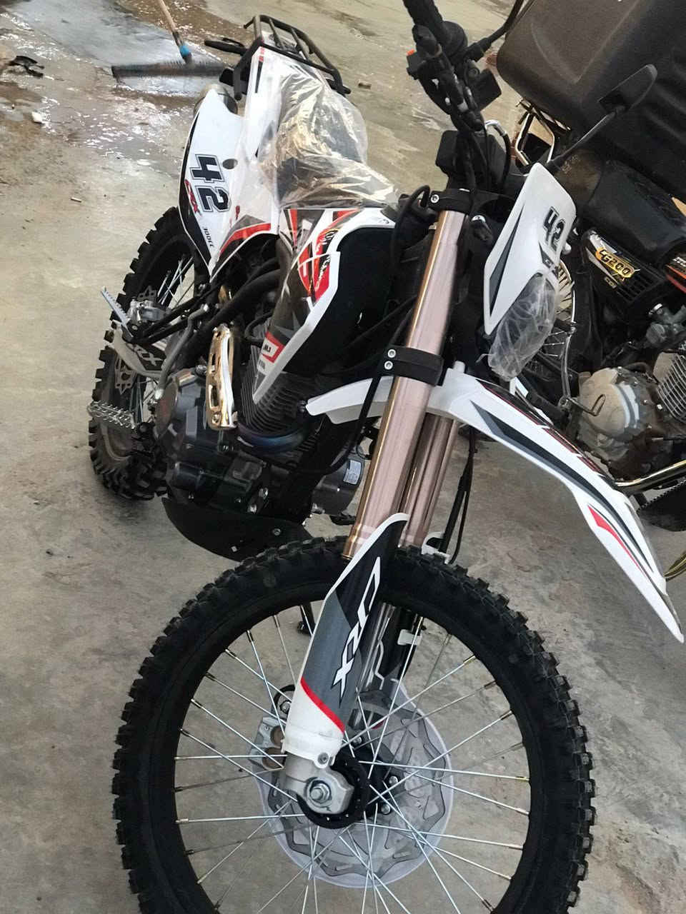 سلام عليكم دراجه للبيع محتاج فلوس ومستعجل السعر 800 اتصل وتدلل ***********
