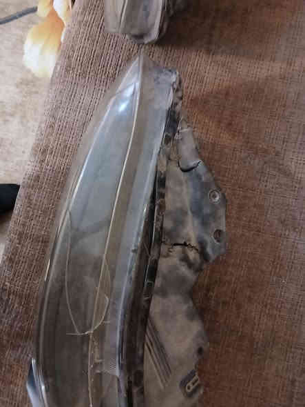 سلام عليكم لايتات فورتي 2023 مزروع عدسات لد نهار في اليل كاملات فقط كسر بسيط في الجامة الايت الأيسر المكان/بغداد الشعلة رقم الهاتف ***********
