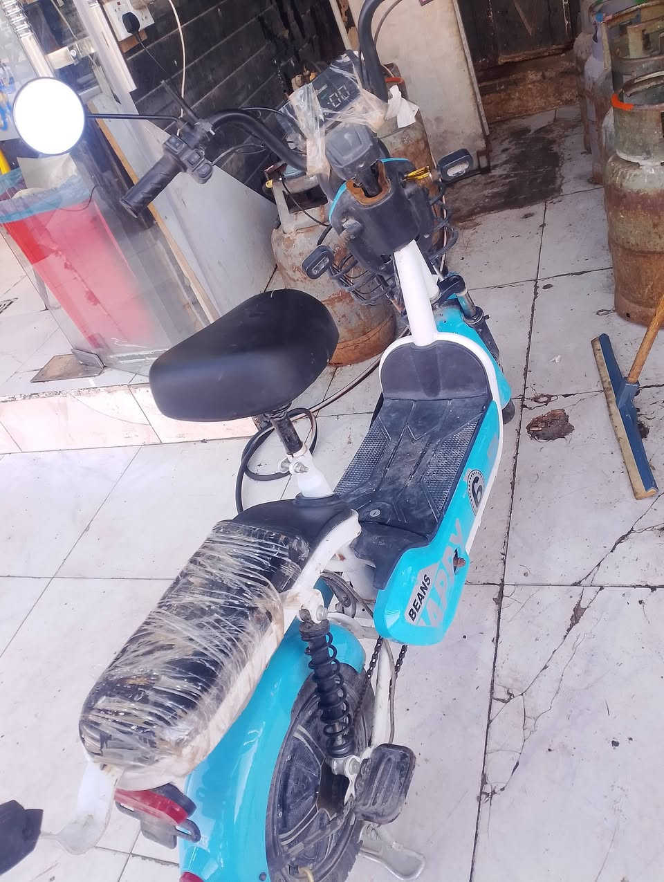 سلام عليكم عندي ماطور شحن للبيع نضيف ايعيب مابي بل شرط سرعه مالته 99بطاريه زين بيع ئه و مرواسه السعر مالته 125بيمجال للطيبين


**إذا كنت صاحب هذا الإعلان وتريد حذفه لأي سبب، رجاءا أرسل رسالة إلى الدعم الفني**