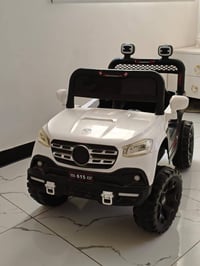 سياره نضيفه اريدها  ب٥٠ قفل 07823076716