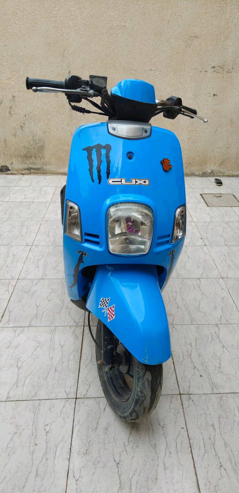 السلام عليكم 
دراجه بوليس كابريتر 

فول نضافه كلشي شغال 

كهربائيات كله شغاله 

نكره سلف 

صارلي فتره من اشتريته مكان كربلاء 

للأستفسال اتصل ***********

او راسلني عل واتساب او ماسنجر