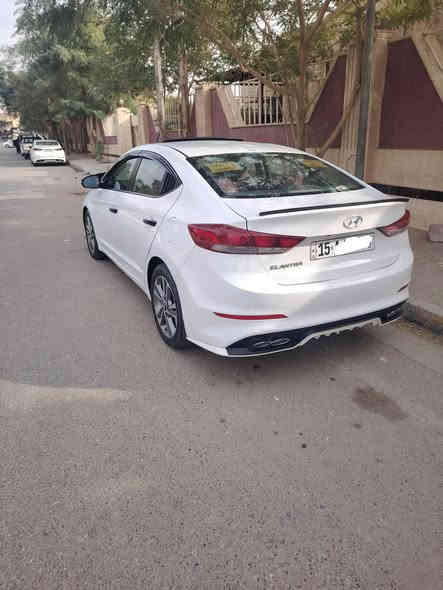 سلام عليكم النترا ٢٠١٨سوبر محرك ٢٠٠٠ الضرر موضح بالصوره السعر ١٥٨المكان الأنبار هيت الرقم ***********
