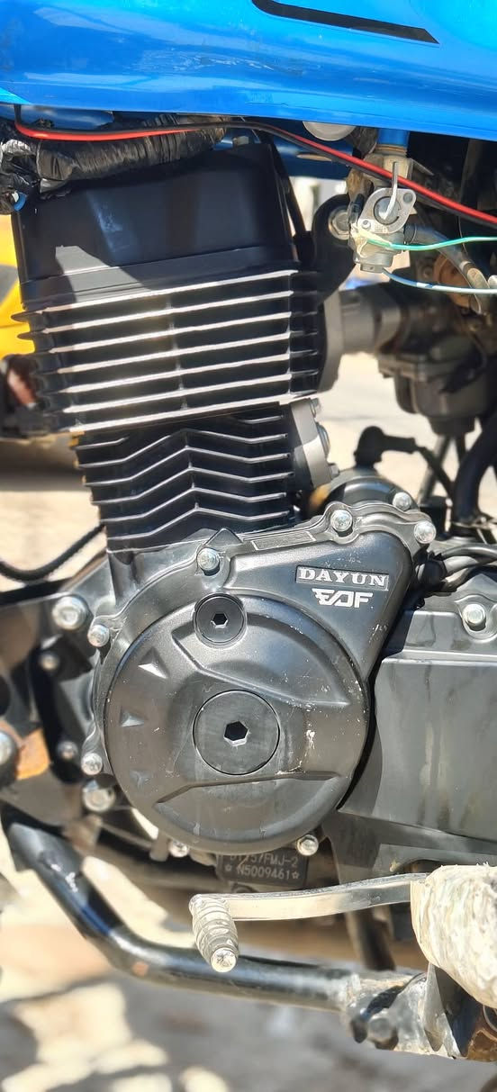 السلام عليكم 

((للبيع مال مستعجل مستعجل مستعجل))

دايوان نفخ موديل 22
الدراجه /اصوليه ..اصوليه.. اصوليه/ شرط مداور من المعرض يعني مو مكاتبه مداور
الدراجه كلش حلوه وناعمه 
شادله تخم تاير جديد ب الحقيقه احلى من الصوره 
كهربائيات كله شغاله ..نگره سلف
رايده ب 1400 وبيه مجال مكاني كربلاء 
***********
