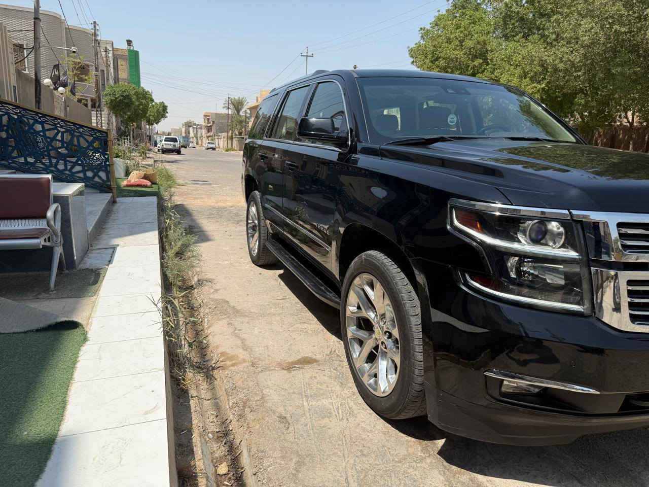 السلام عليكم
تاهو موديل 17 مواصفاتهه مذكورة بلصور 
الاتصال على الرقم ***********
