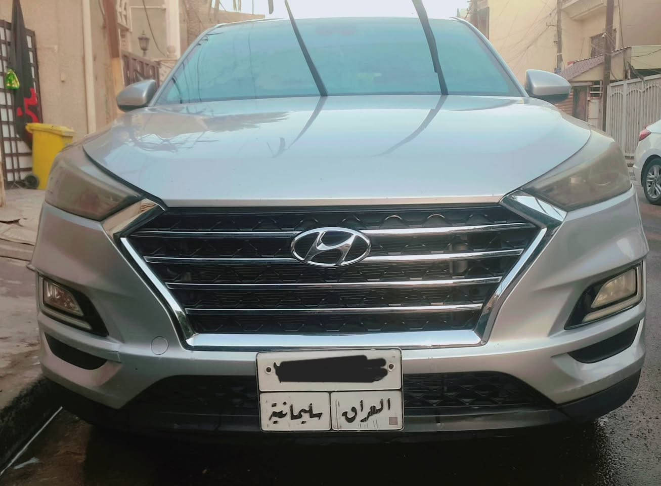 💰 السعر.163 ورقة  

​✨ المواصفات الأساسية:

​السيارة: هيونداي توسان (Tucson)

​الموديل: 2020

​المنشأ: وارد أمريكي أصلي

​الرقم: شمالي (جاهزة للتحويل الفوري باسمك ✅)

​🛠️ حالة السيارة والضرر (بكل شفافية):

​الحادث: تبديل بنيد فقط (الضرر خفيف وموضح بالصور 📸).

​الهيكل والشواصي: مكفول شرط فحص السونار (سليمة 💯).

​الإيرباك: إيرباك الستيرن فقط مفتوح، وتم إصلاحه بنظام (راجه سستم).

​المحرك والميكانيك: بشرط الفحص!

​💎 الميزات والمواصفات:

حجم المحرك 2000

​المسافة المقطوعة: 34,000 ميل فقط (قليلة جداً!).

​التشغيل: سويج 🔑.

​الجنط: ويل كب (اصلي ).

​الأمان: رادارات جانبية ⚠️.

​الفرامل: هاند بريك ( بصمة.)

​: شاشة ديجيتال كبيرة (لمس ).

​مواصفات عادية.

​💵 طريقة البيع والموقع:

​البيع: نقداً فقط 

​الموقع: بغداد / الطالبية.

​📞 للتواصل والاستفسار (اتصل مباشرة):

​الرقم: ***********

​ملاحظة هامة: الرجاء الاتصال مباشرة على الرقم المذكور للاستفسار وتحديد موعد المعاينة. صور الحادث متوفرة مع الإعلان.
