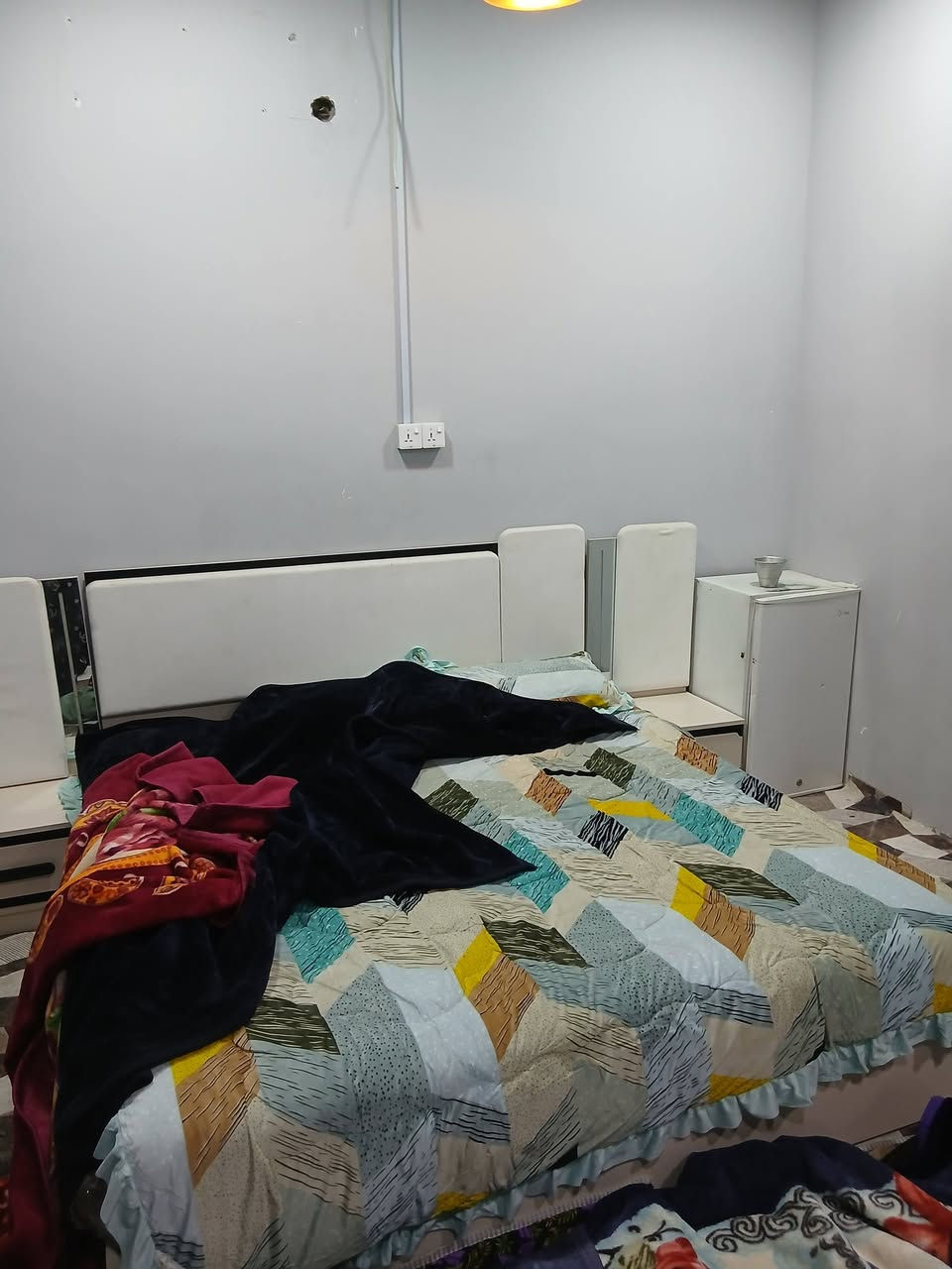 السلام عليكم غرفت نوم كلش حلو الزبير حي الشهداء 
*********** اتصل وبخدمتك ع السعر
