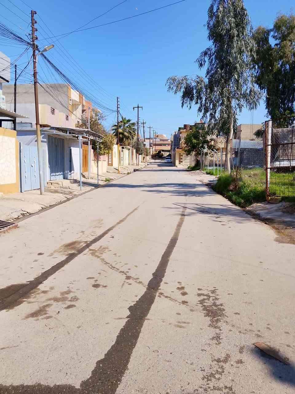 بيت للبيع بحي صدام مدخل الأول بل مربع دهبي يم جامع نورالدين زكي مساحة 100 متر طابق واحد موقعو حيل حلو قريب على سايدين النعيمي وسعر 68مليون للاستفسار مراجعة مكتب عمر للعقار حي السماح الاركان شارع 20 قرب مدرسة الكويتيه 🏡🏡🏡🏡 
*********** ابواياد
***********ابواياد
بنأء واشراف وتنفيذ لدينا كادر كامل
