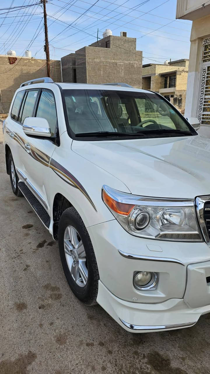 السلام عليكم للبيع 
تيوتا لاندكروز  للبيع موديل 13 
6 سلندر ابريم  

مكفوله من ( الضربه والصبغ والتبديل )

 السياره بسمي ارقام جديده شمالي اربيل 
مكان السياره/بغداد 
اتفاصيل التصال 
***********
