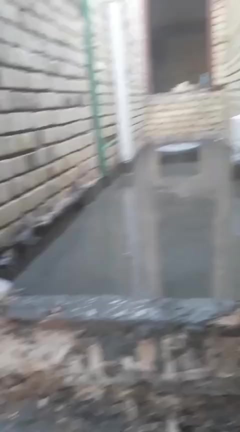 ***********السلام عليكم شباب احنه جماعت الصب اختصاص عملنه تصليط السطوح شرط الماي بل مرزاب وختصاص عملنه ايضاً تنضيف الارضيات من الإنقاذ مع الحدل ورش المبيد والصب داخل البصرة📞
