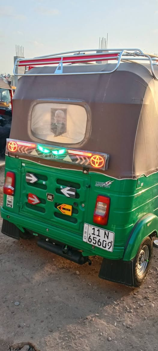 سلام عليكم تكتك موديل 20 شهر 12رقم انكليزي تحويل ثاني يوم اريده ثمانيه وميه ***********8
