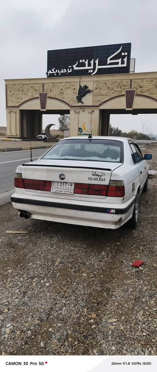 بي ام دبليو رقم صلاح الدين مشروع وطني موديل ٨٨ سنويه لحد2027 
حجم ٥٢٠ كير عادي محرك مسكر عدل لاصرف ولابخار تخم تاير جديد ويل هامان ١٧ تو سايز 
بريكAbs منضومه زنون عالي وناصي باتري جديد 
٤ جام كهرباء ترايك وين مايعجبك صدر امامي جديد الخلفي نص عمر غراض التبريد كامله بس تحتاج ربط السياره بيها ضربه من الامام ومصلحه وبيها اماكن صبغ ابيعلك مصبوغ عام  تجي وتشوفها وتشلع عيوني لان اني مااعرف بيها هوايه تريد تحويل تريد وكاله بكيفك السعر ٤٨ وبيها مجال مكان السياره كركوك 
***********
