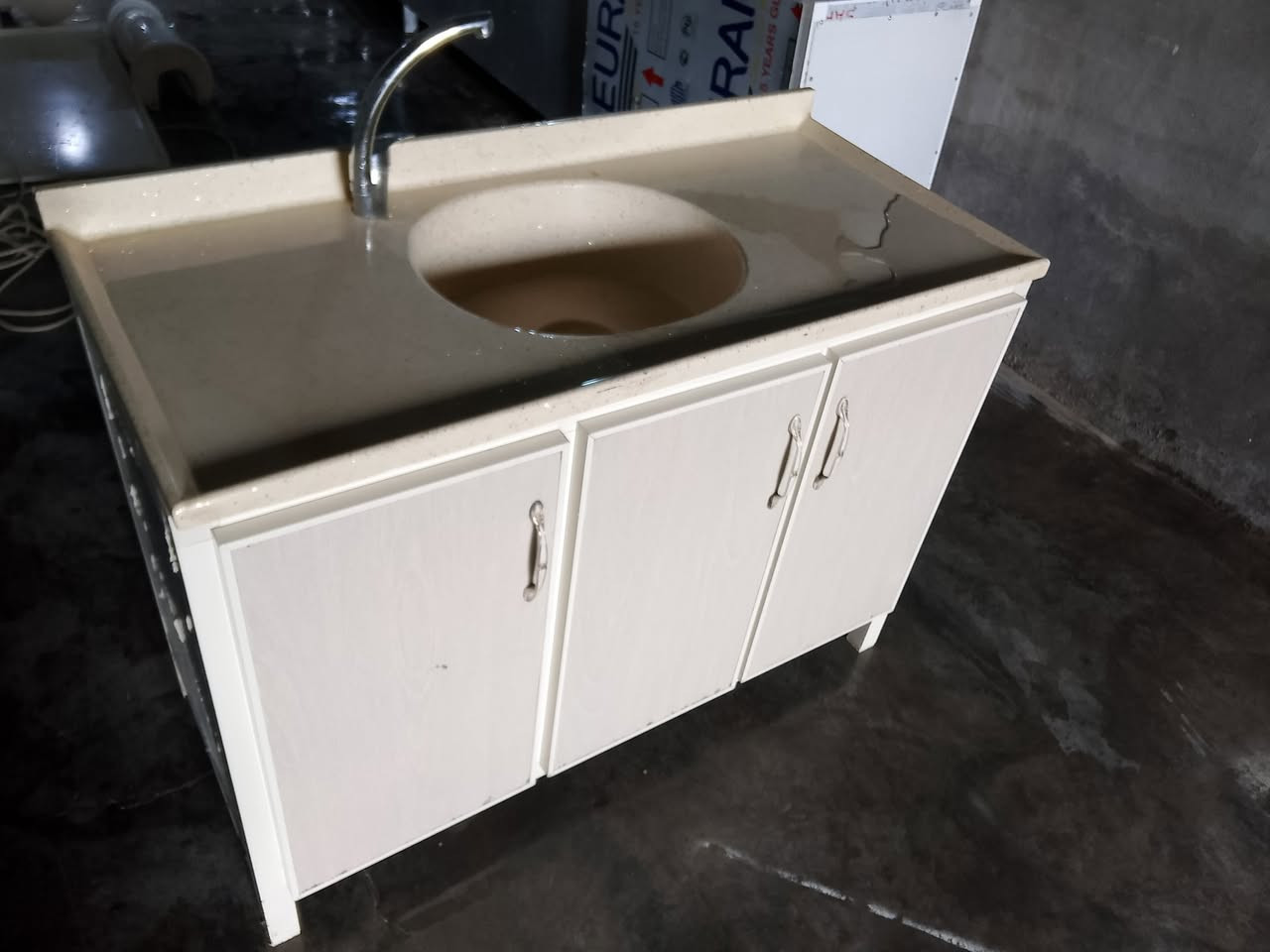 ئەمانە بۆفرۆشتن 😍گۆڕینەوەیشەکەم😍ئەشیاناوماڵەدەکڕم سبلیت کەوانتەرئەلەمنوم هەمووئەشیایە0779462530
کلار


**إذا كنت صاحب هذا الإعلان وتريد حذفه لأي سبب، رجاءا أرسل رسالة إلى الدعم الفني**