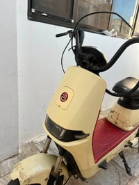 دراجه شحن • حجم ١٤ • بطاريات نضيفات