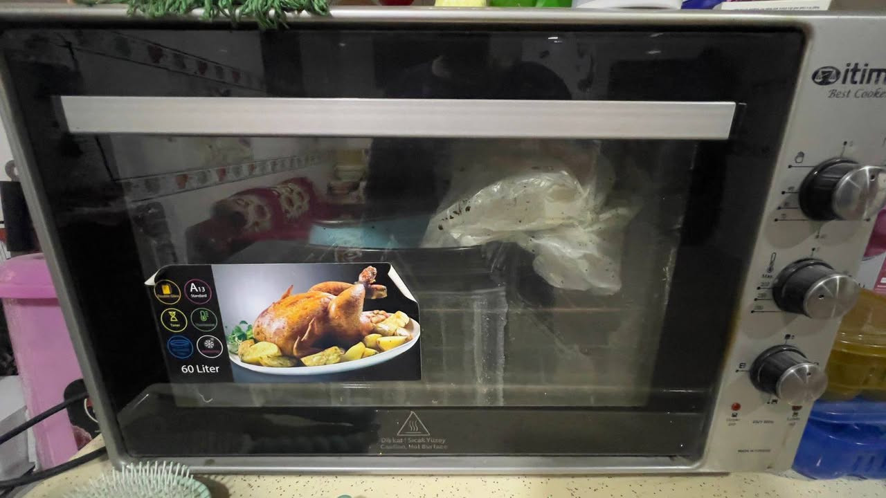 السلام عليكم اغراض مناسبة كلش وجوة السوك  بسبب انتقال الدار اخر بوفية بابين و ٣ابواب طباخ كاونتر عملاق ساحبة اوفن ثلاجة ميز تواليت ميز تركي وبعد عدهم غراض  رقمهم ‏‪***********‬‏ نجف حي المكرمة
