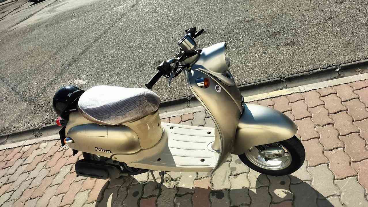 عبد الحليم نثيه اكبر حجم للبيع نظيف محرك شرط الفحص+نگرة سلف...  كلشي شغال
السعر 640 وبيهه شيء بسيط👍
***********
