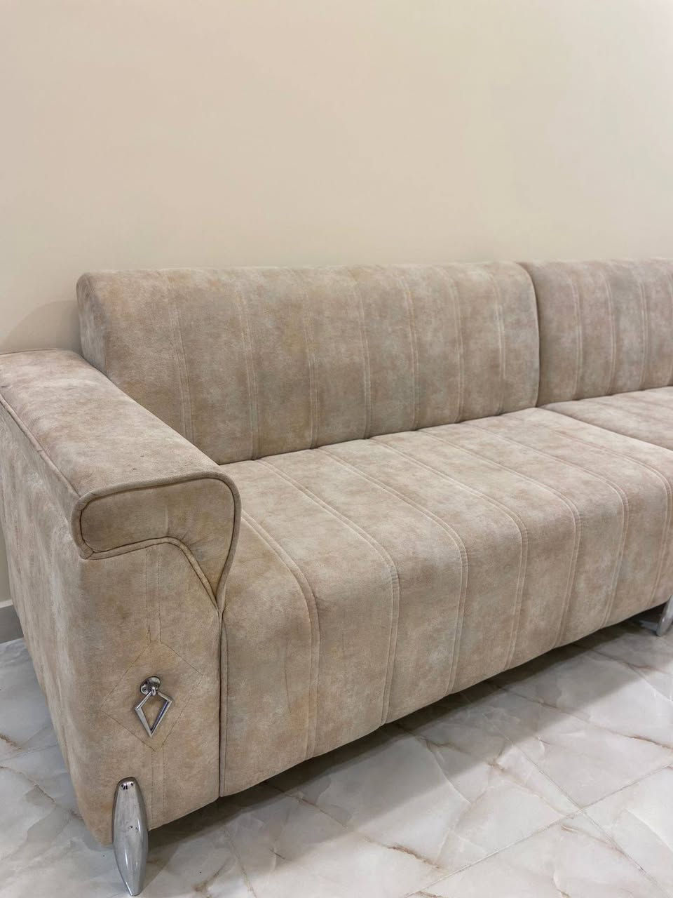 للبيع ديوان تركي درجه اولى جدا ثقبل اي ضرر مابي سعره ٣٥٠ وبي مجال


**إذا كنت صاحب هذا الإعلان وتريد حذفه لأي سبب، رجاءا أرسل رسالة إلى الدعم الفني**