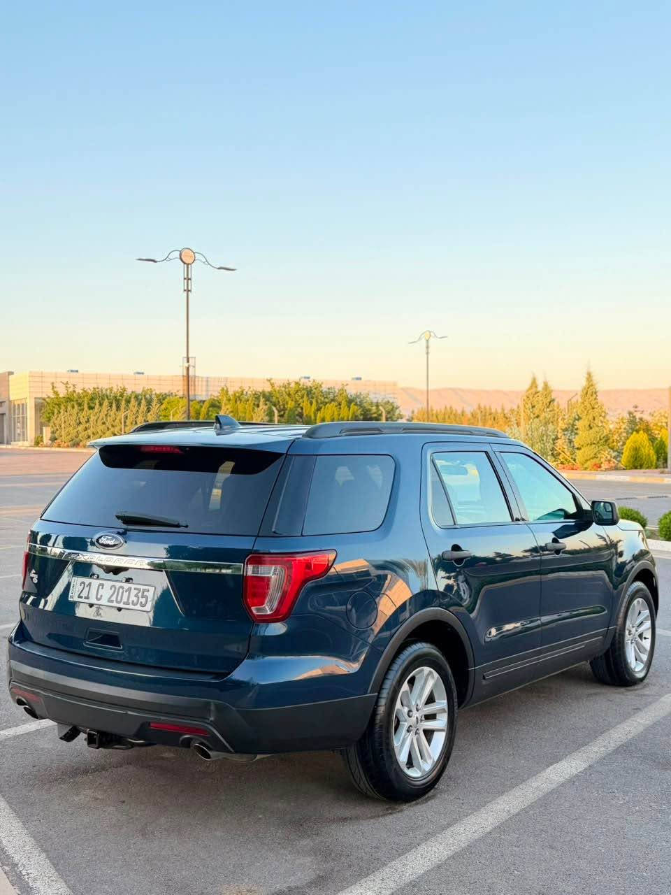 Ford explorer 2017

سعری١٤٢گەڵاو معامەلە

مەکینە ٦بستۆن 
١٢٠هەزارمایل ڕۆیشتوەیە
٢ پارچەی بۆیاخی ئەمریکایە
سەنەوی هەتا ٢٠٣١ تازە
سەیارەکە نمونەیە لە جوانیا
٤ تایەو ویلی لۆکی لە ژێرایە 
ناو زەرد
كوشن كارەبا
٣ ڕیز کوشن
تەبرید مەرکەزی
بادڵ شەفتی سەرسوکان
شاشەو کامێرا
سوكان ڤۆلیۆم 
تەحدید سورعە
زۆر مواسەفاتی تر
سەیارەکە لە سلێمانیە 

***********📞
========================

فورد ئيكسپلور ٢٠١٧

سعر١٤٢ورقەو مجال

محرك ٦ سلندر تنفص طبيعي
١٢٠ مایل ماشي
قطعتين كلير امريكا بدون داخل بدون ارباگ
سنوي رقم هزة جديد
سيار ة مابي اي نقص
٤ تاير ويل جديد
سپير ما نازل
داخل اسفر
كشن كهرباي
٧ راكب
تبريد مركزي
شاشة كاميرا
بادل شفت مال سترین
تحكمات سترين
مكان سيارة سليمانيە
📞*********** السليمانية, العراق
