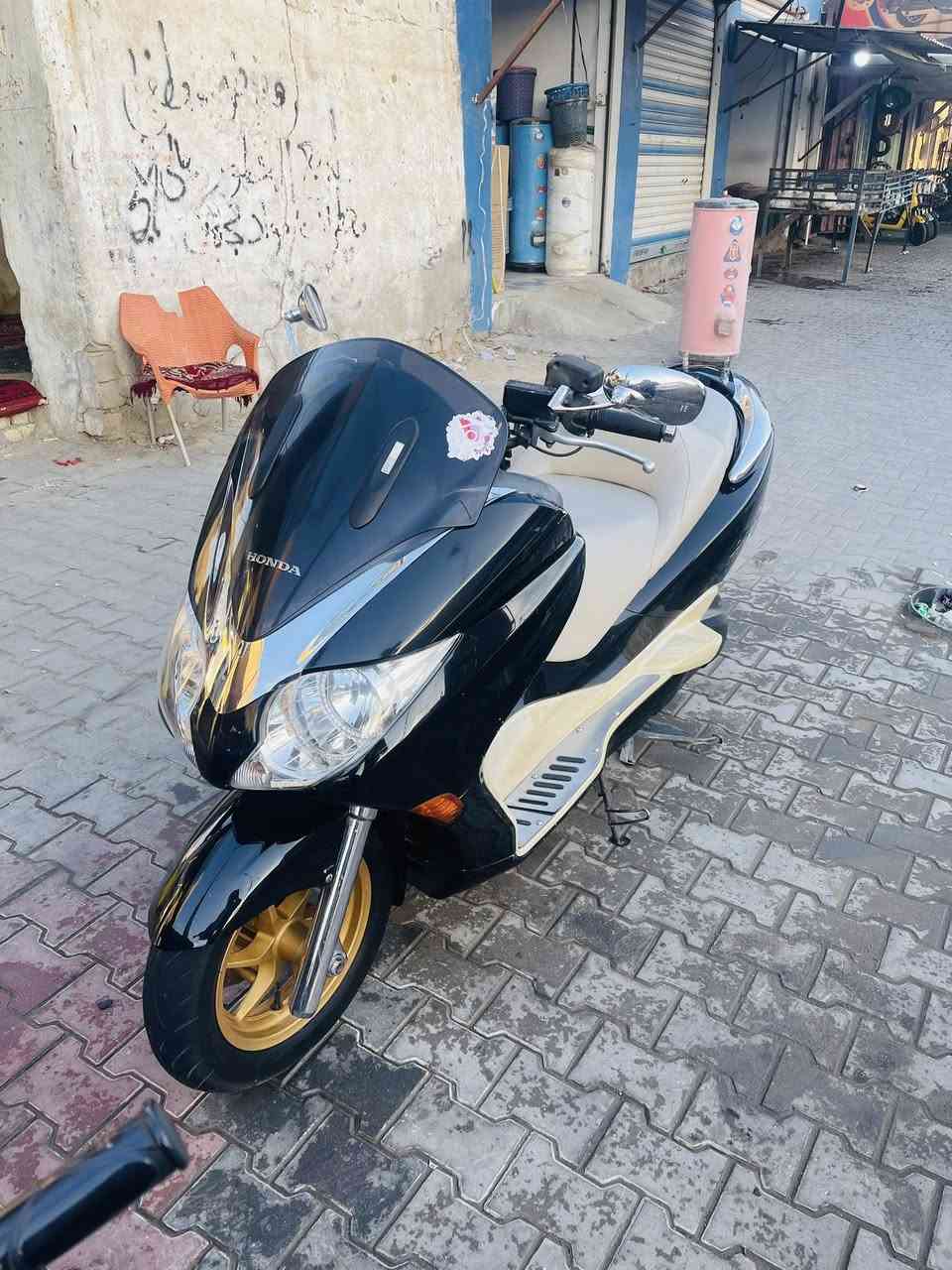 الهم صلي على محمد وال محمد
فورزه 010 MF اسرائليه 

مسجل يعلى وينصه ويه سكليتر

مانع انزلاق 

‏ABS

‏GBS 

لايت وبكلايت كرستال 

فول سستم نيكل 

لد لكزز اشاره وسكن 

نضام سرقه 

سكيورتي 

يداة تدفه 

ويل ذهبي 

داخل بيجي 

حمالة موبايل 

كلوب جنطه+ستان حساس  

بصمه +سويج طوارى +عدة الشركة

مكفوله كفاله عامه من صبغ والفتح مال جناي كسر كارتون نقص برغي مابيه دراجه رمبه عليه نصبه كلش حلوه معدل خيرر من الله

مكاني سماوه قضاء الرميثه 

‭0776 071 0104‬ واتساب
