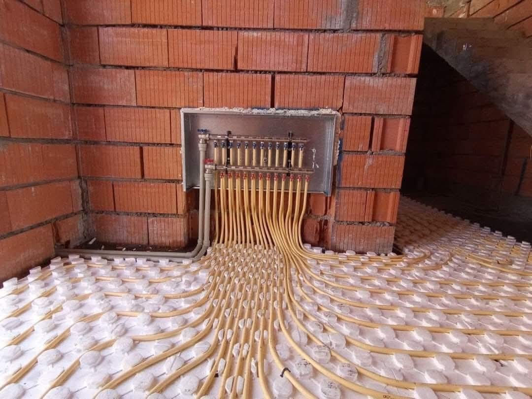 نظام التبريد والتدفئة الارضي والحمامات التركيه بالماء ... اجعل مناخ منزلك
رائعا 
صيفا وشتاءا ... مع المناخ دائما نعطيك الخيارات
الافضل
الانانب والفلنات
الايطاليه
والتركيه 
وايرانيه 
تحن كميلا هاوس نقدم لكم الافضل
***********
***********
