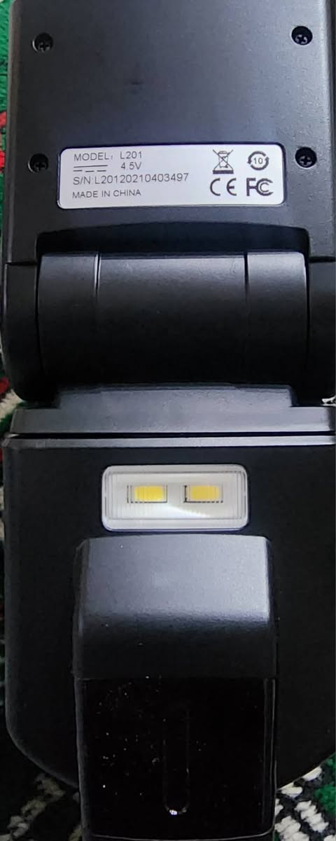 فلاش تصوير عالمي للكاميرات الرقمية (L201)


**إذا كنت صاحب هذا الإعلان وتريد حذفه لأي سبب، رجاءا أرسل رسالة إلى الدعم الفني**