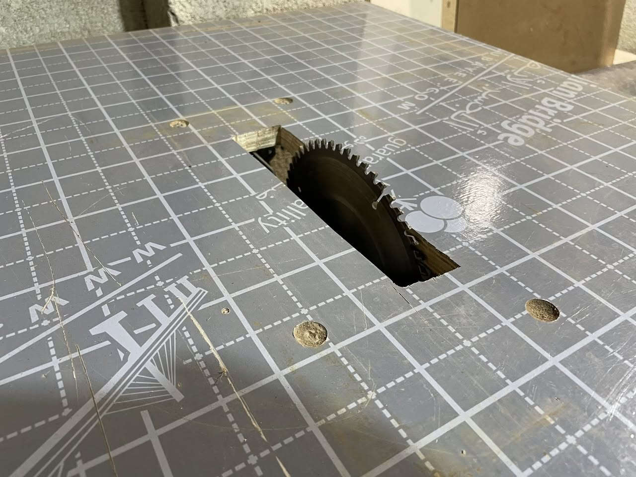 منشار تخريم للبيع 
استعملته سبوع ومحتاجيته بعد 
السعر 110 الف 
المكان التاجيات 
***********
