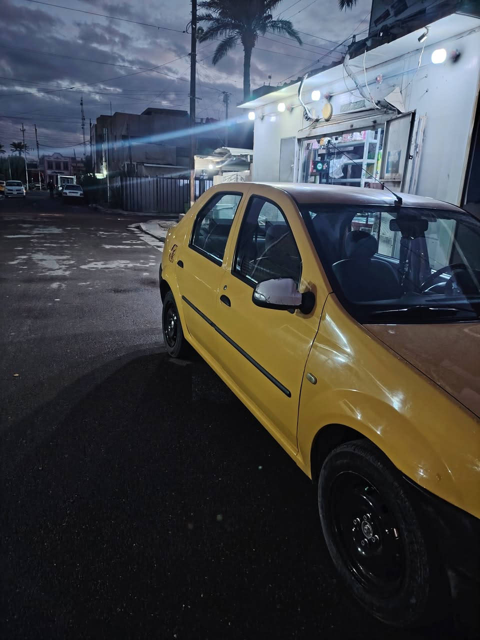 السلام عليكم رينو لوكان ٢٠١٣ باور استيرن بلادي جام كهرباء تبريد ثلج
سياره عليهه ادامه كامله بيه قطعتين بنيد وجاملغ ومرجعهن بلاديات داخل جديد بلادي السعر ٥٣ ورقه وبيه مجال العنوان بغداد حي العامل للاستفسار هذا الرقم ***********
