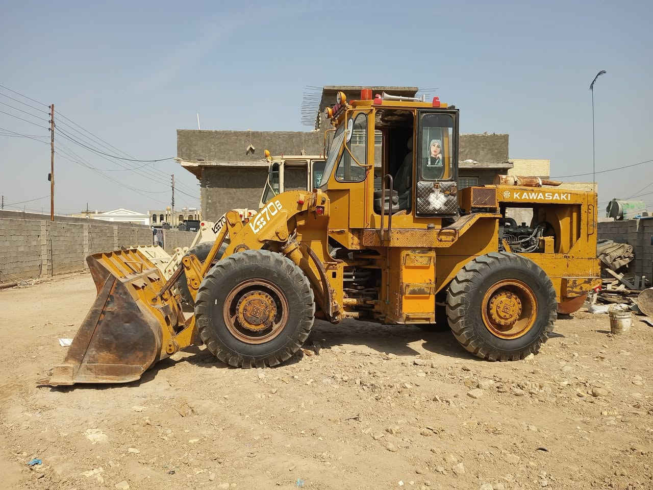 شفل كاوسكي 70B موديل 86 رقم بصره انكليزي بسمي بريك اربعه صينيه صدر كيله كله جديد تخم تاير 70صبغ بلادي شركه ***********
