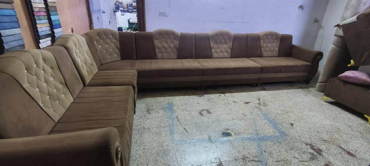 ديوان للبيع مابي اي. عيب حيل نضيف 
٧امتار ونص
عرض خاص 📍
سعره 200


**إذا كنت صاحب هذا الإعلان وتريد حذفه لأي سبب، رجاءا أرسل رسالة إلى الدعم الفني**
